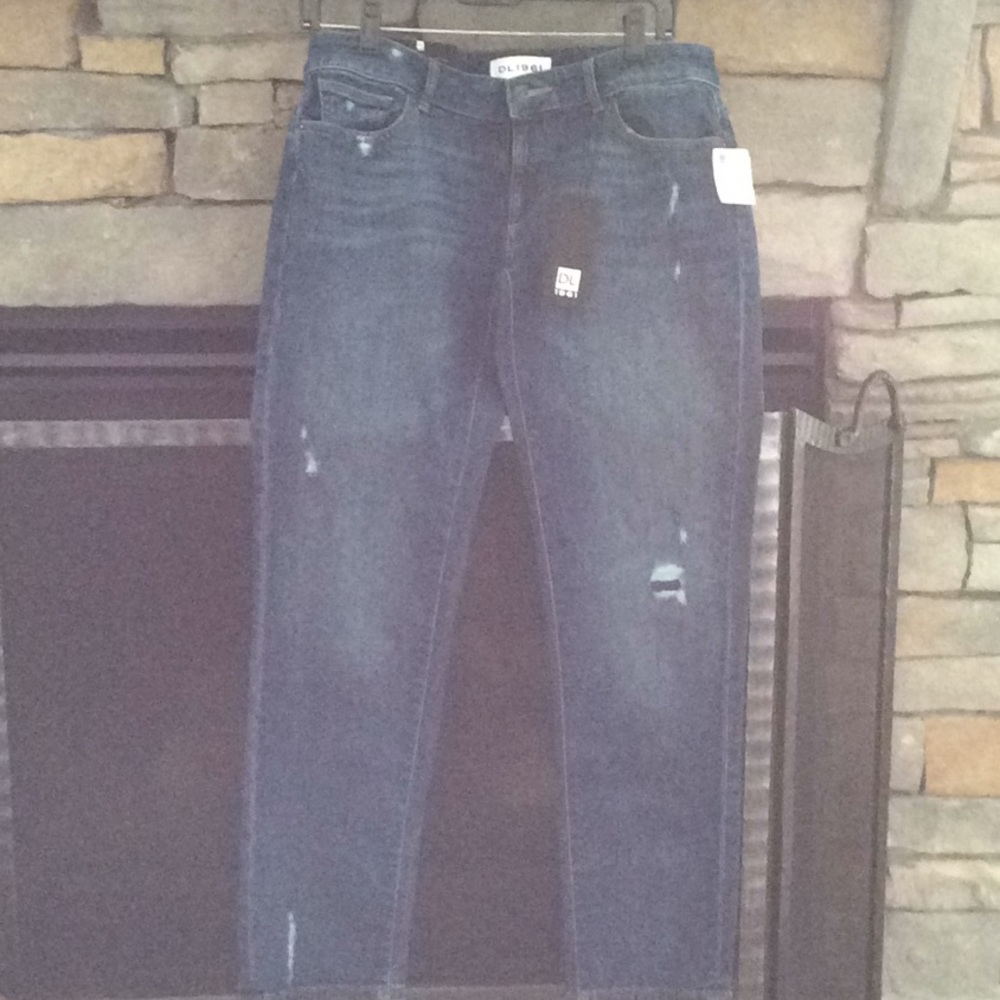 NWT. Women’s DL1961 Riley Jeans.